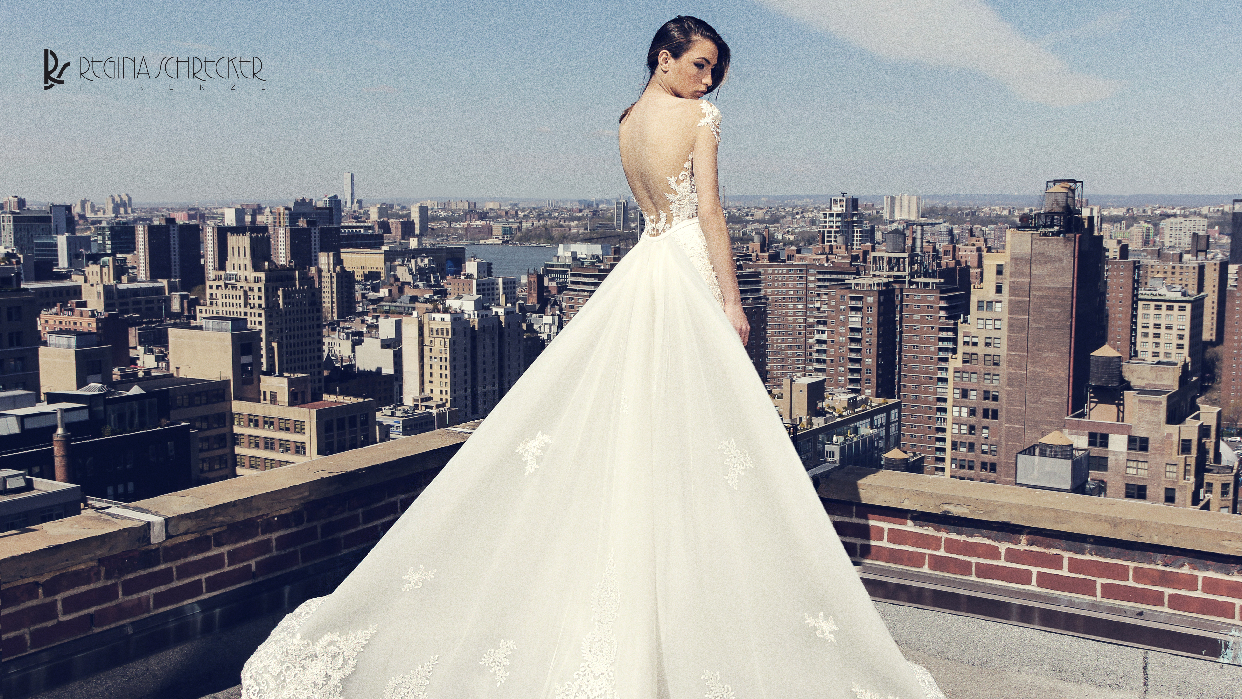 Regina Schrecker Abiti da Sposa - Il Giardino della Sposa