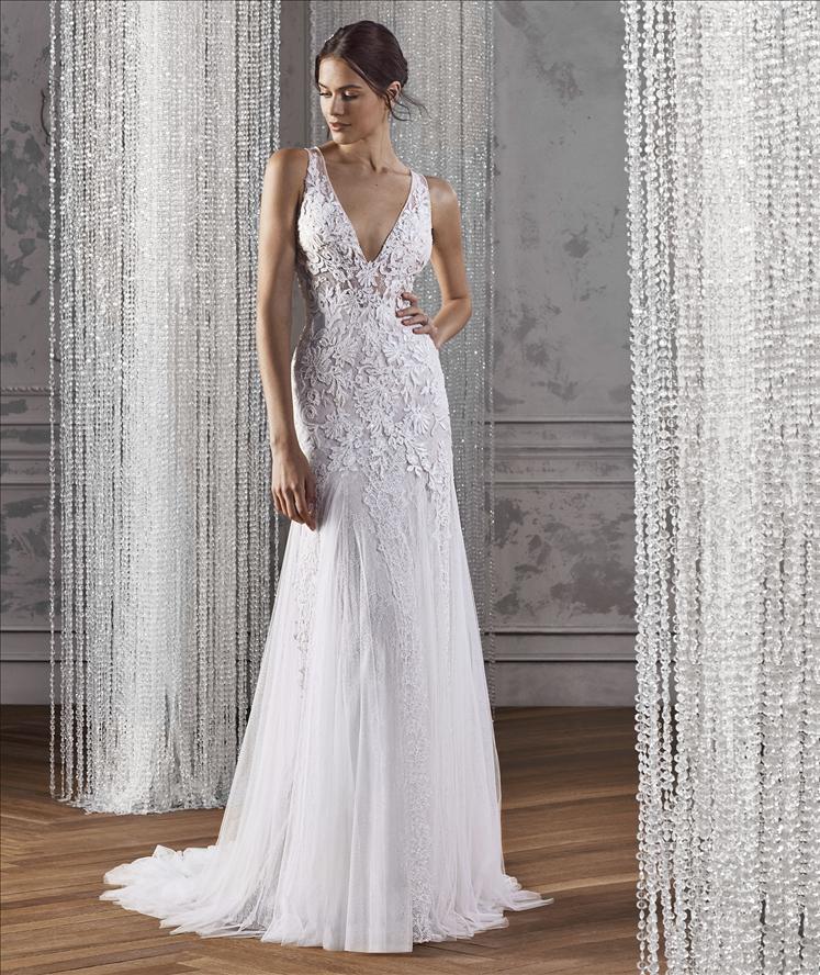 Abito da sposa modello a vita bassa - Il Giardino della Sposa
