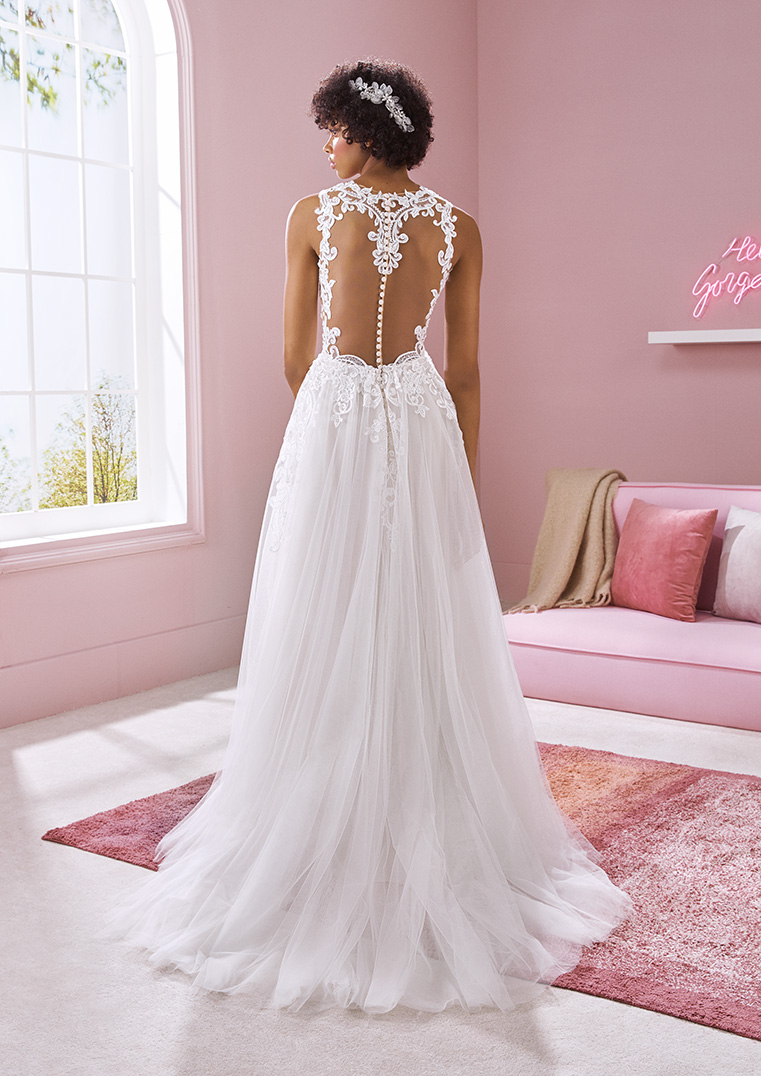 Abito da sposa modello Naiya - ll Giardino della Sposa
