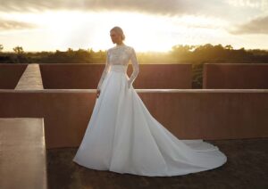 abito-sposa-pronovias-ceeylo