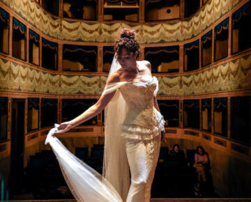 Le spose a Teatro