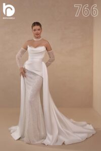 Abito da sposa con cristalli